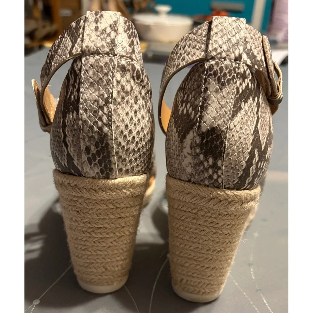 Treasure & Bond Sannibel Snakeskin Espadrille Wedge Sandals Grey White Size 7M